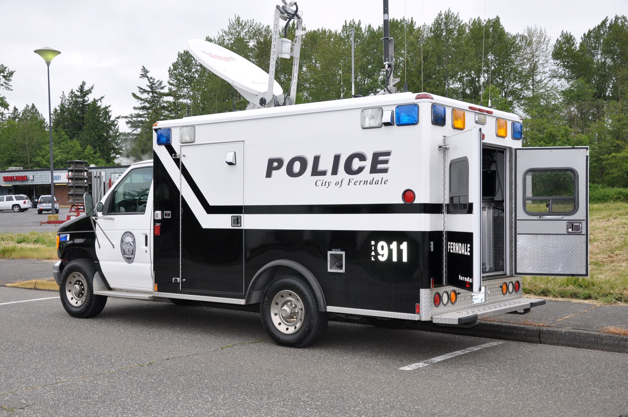 Ferndale Police Department Communications Van