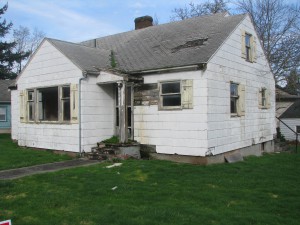 Home located at the intersection of Washington Avenue and Vista Drive. Being demolished in preparation for future roundabout planned in area.